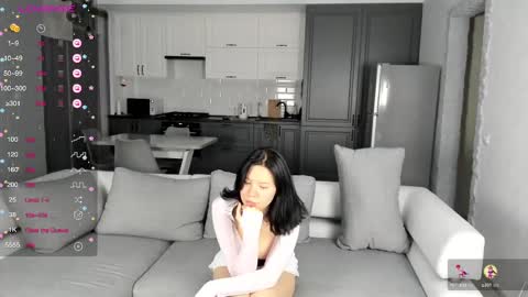 Snapshot of delannaspritz chatting on 02-18-25, 02:05 Lana online show from 02-18-25, 02:05