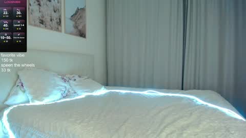 Snapshot of delanona chatting on 12-03-24, 12:24 Dia online show from 12-03-24, 12:24