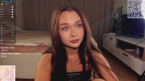 Snapshot of delanona chatting on 01-18-25, 07:48 Dia online show from 01-18-25, 07:48