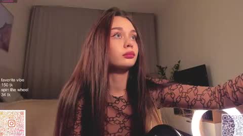 Snapshot of delanona chatting on 02-16-25, 09:59 Dia online show from 02-16-25, 09:59