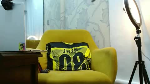 delglo online show from 10-10-25, 04:55