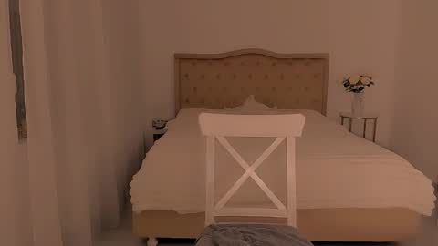 deliadelicious online show from 01-10-25, 04:51