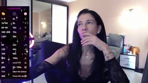 Nicole online show from 11-03-25, 10:27