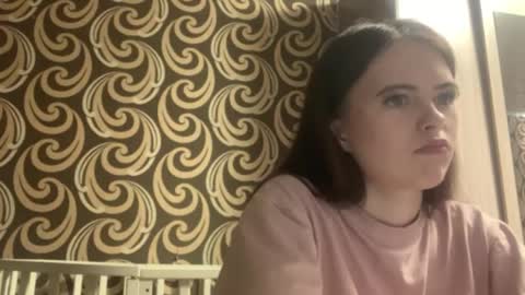 Kiki online show from 05-17-26, 05:16