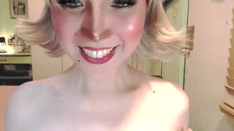 Mercedes online show from 04-27-26, 02:31