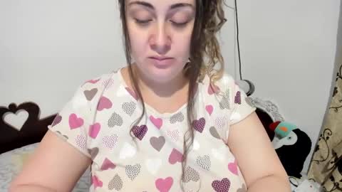 Snapshot of deliciousbutt chatting on 12-06-24, 01:55 Monica or Moni online show from 12-06-24, 01:55