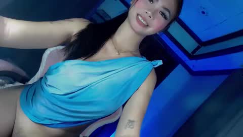 Snapshot of deliciousfaye chatting on 11-03-25, 11:22 Hello your loving faye 3 online show from 11-03-25, 11:22