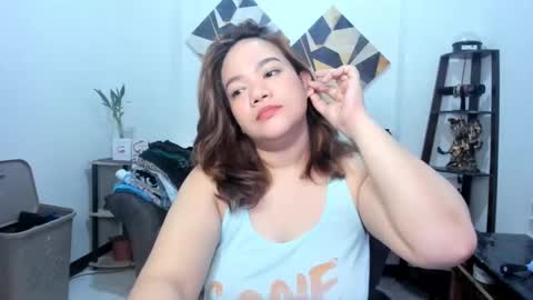 Snapshot of delightfulcurvy chatting on 01-19-25, 11:10 delightfulcurvy online show from 01-19-25, 11:10