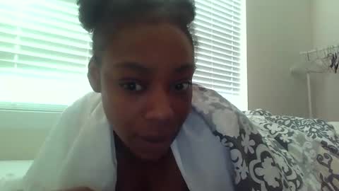 Snapshot of delightfuldark chatting on 02-17-25, 07:42 delightfuldark online show from 02-17-25, 07:42