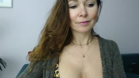 Snapshot of delilah_sweet chatting on 12-09-24, 04:05 delilah_sweet online show from 12-09-24, 04:05