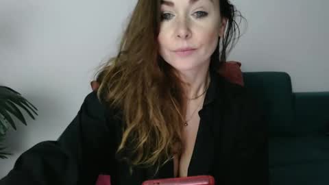 Snapshot of delilah_sweet chatting on 01-29-25, 07:43 delilah_sweet online show from 01-29-25, 07:43