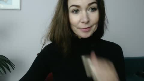 Snapshot of delilah_sweet chatting on 02-11-25, 06:01 delilah_sweet online show from 02-11-25, 06:01