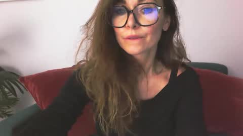 Snapshot of delilah_sweet chatting on 11-06-25, 02:51 delilah_sweet online show from 11-06-25, 02:51