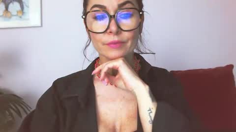 Snapshot of delilah_sweet chatting on 12-03-25, 04:38 delilah_sweet online show from 12-03-25, 04:38