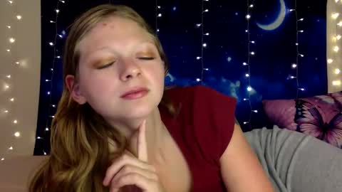 Snapshot of delilalove3412 chatting on 05-25-26, 11:11 DelilaLove3412 online show from 05-25-26, 11:11