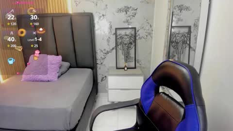 Snapshot of delilaquinn chatting on 12-02-25, 12:21 delilaquinn online show from 12-02-25, 12:21