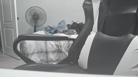 Delirium online show from 12-29-24, 06:24