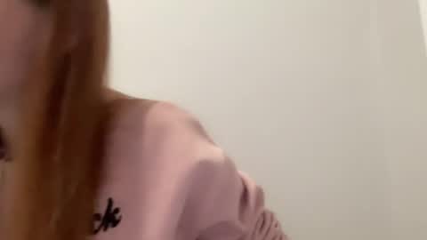 Snapshot of deliverysmile chatting on 12-16-24, 11:28 Delivery      online show from 12-16-24, 11:28