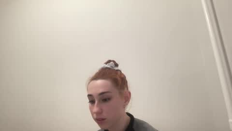 Snapshot of deliverysmile chatting on 12-31-24, 03:01 Delivery      online show from 12-31-24, 03:01