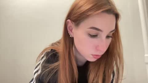 Snapshot of deliverysmile chatting on 03-12-25, 07:17 Delivery      online show from 03-12-25, 07:17