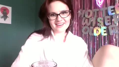 dellacrush_ online show from 02-10-25, 04:14