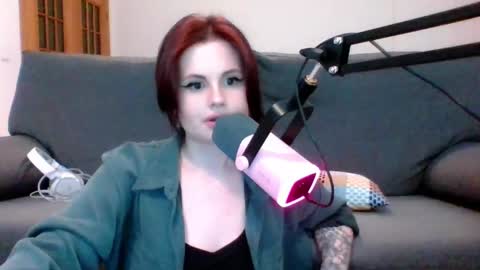 dellacrush_ online show from 03-09-25, 09:14