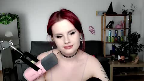 dellacrush_ online show from 09-27-25, 05:40