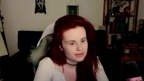 dellacrush_ online show from 11-22-25, 06:07