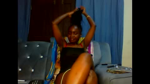 Snapshot of delliciouscandy39 chatting on 10-20-25, 02:12 Ginger online show from 10-20-25, 02:12