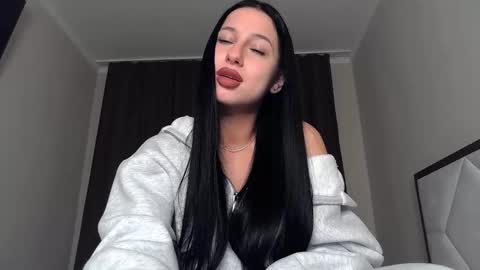 Snapshot of delly_love chatting on 10-10-25, 10:31 delly_love online show from 10-10-25, 10:31