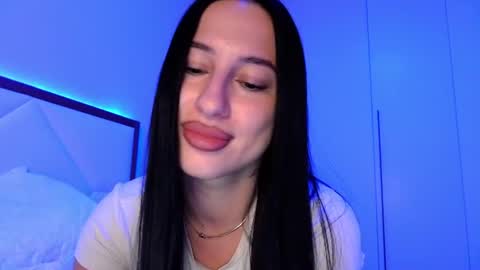 Snapshot of delly_love chatting on 06-10-26, 07:02 delly_love online show from 06-10-26, 07:02