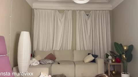 Snapshot of delorathecookie chatting on 11-20-25, 04:34 Delora online show from 11-20-25, 04:34