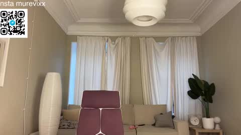 Snapshot of delorathecookie chatting on 12-04-25, 10:24 Delora online show from 12-04-25, 10:24