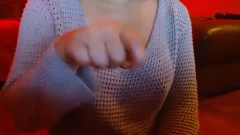 Delphine online show from 01-26-25, 08:34