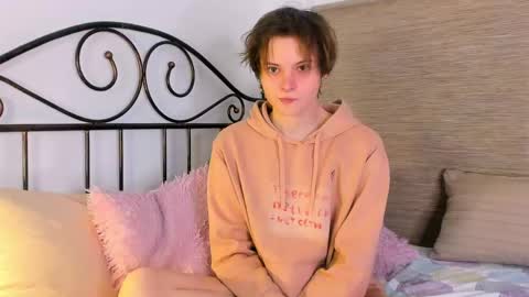 Snapshot of demianenglen chatting on 04-24-26, 11:18 demianenglen online show from 04-24-26, 11:18