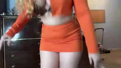 demi xc online show from 11-28-25, 05:43