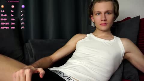 Dave19  online show from 03-03-25, 04:03