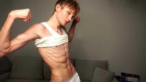 Dave19  online show from 09-27-25, 06:51