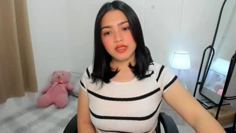 Demi online show from 10-24-25, 01:46