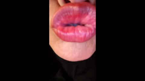 denirojuliana online show from 04-28-26, 01:27