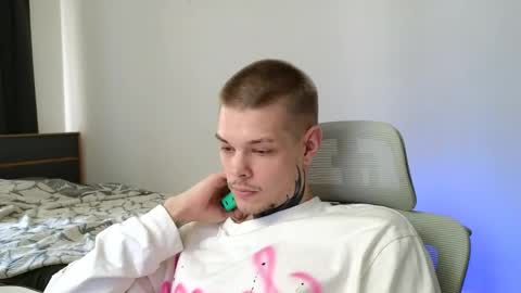 Snapshot of denis_here chatting on 05-21-26, 10:55 Denis online show from 05-21-26, 10:55