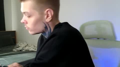 Snapshot of denis_here chatting on 05-26-26, 02:13 Denis online show from 05-26-26, 02:13