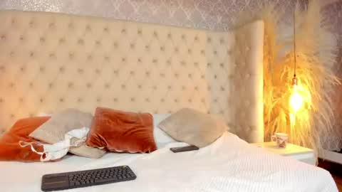 Snapshot of denisewasley chatting on 07-26-26, 10:44 denisewasley online show from 07-26-26, 10:44