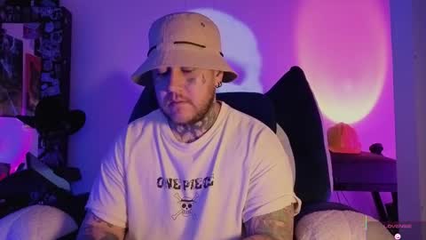 Oliver online show from 01-08-26, 03:42