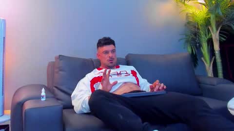 dennis_cox_ online show from 10-15-25, 02:55