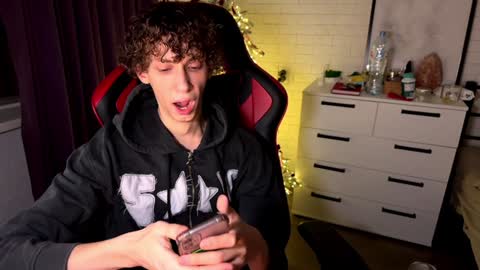 Jasper   online show from 12-14-24, 02:12