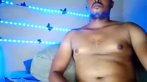 Snapshot of dentzo chatting on 03-02-25, 04:42 mastER blACK online show from 03-02-25, 04:42