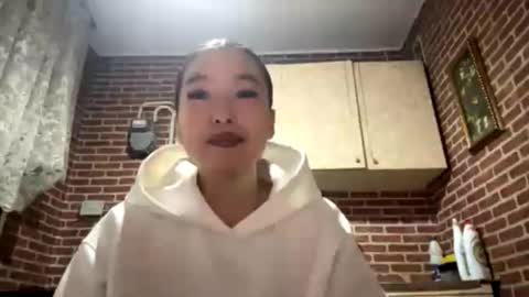 Snapshot of denysebernacchi chatting on 12-20-25, 02:24 Emma online show from 12-20-25, 02:24