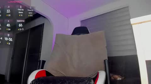 dereckhardd online show from 09-23-25, 04:48