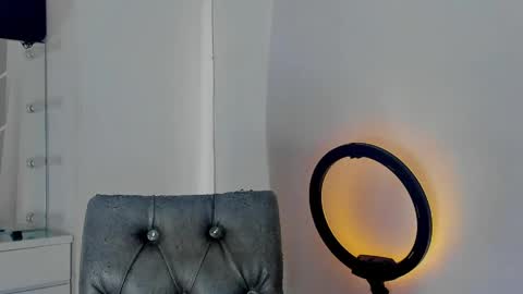 dereckhardd online show from 04-25-26, 02:14